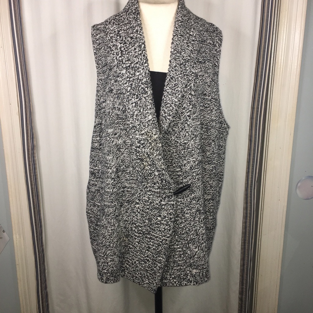 Ladies chaps cardigan vest